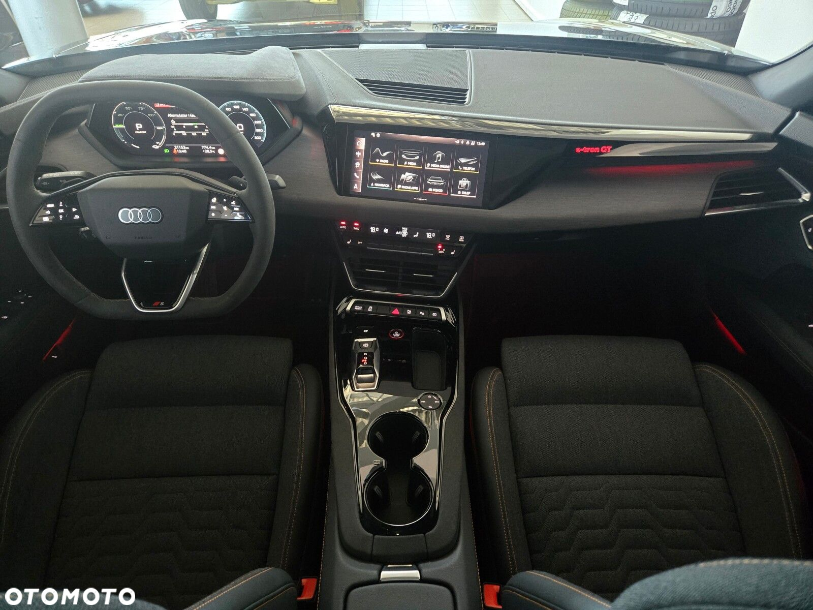 Audi e-tron GT - 15