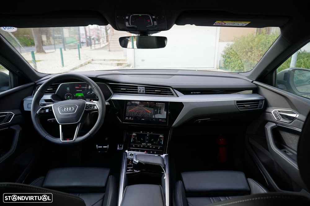 Audi Q8 e-Tron Sportback 55 quattro S line - 8