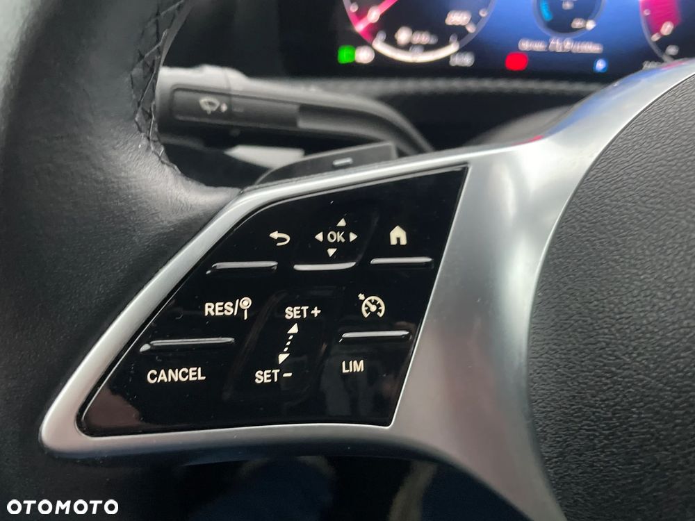 Mercedes-Benz Klasa A 180 d 8G-DCT AMG Line - 26