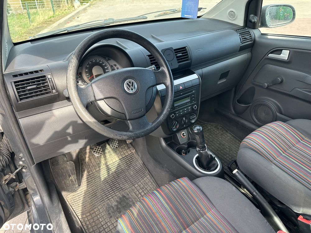 Volkswagen Fox - 10