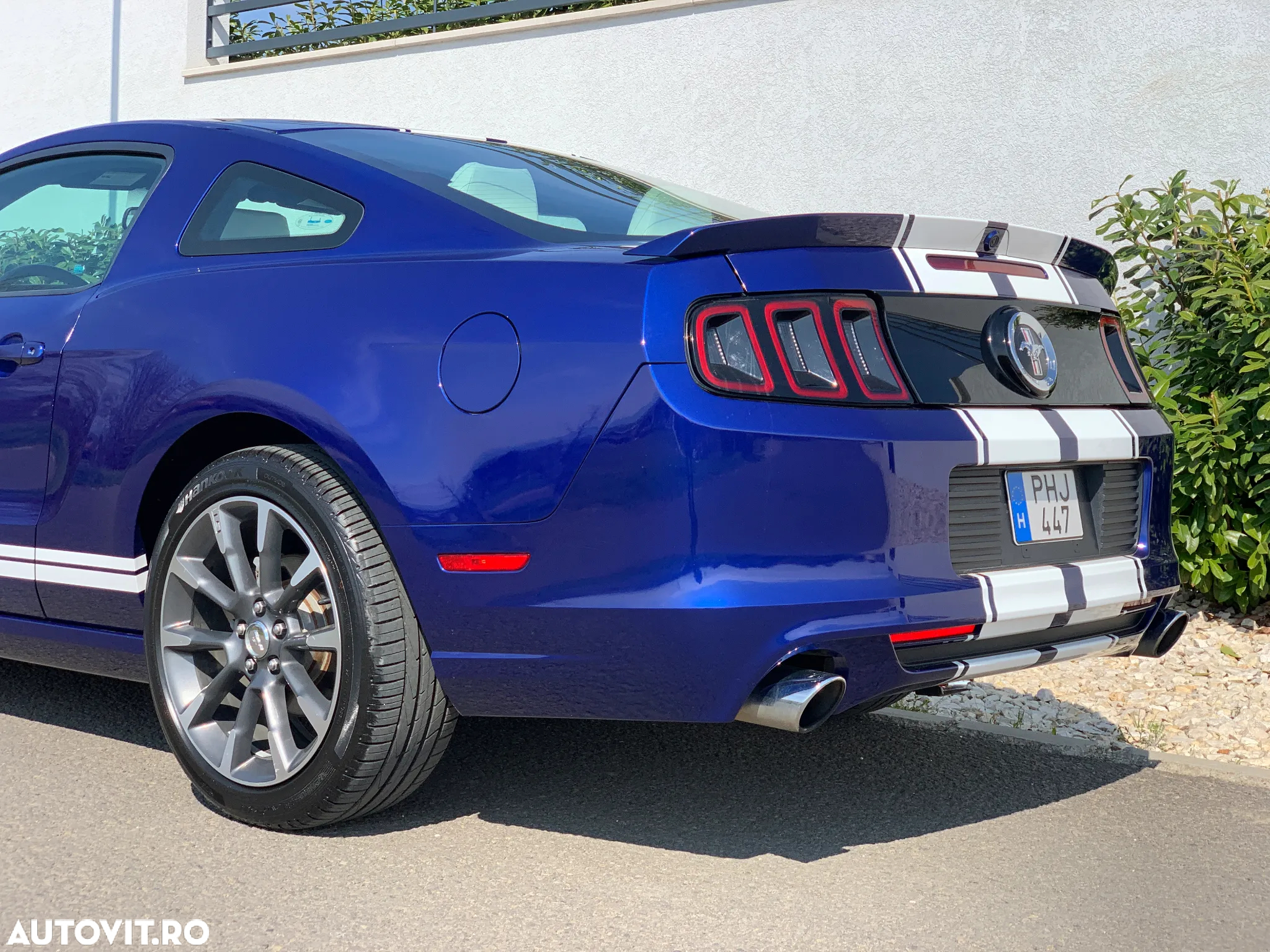Ford Mustang - 10