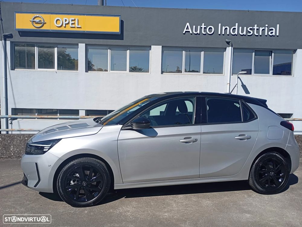 Opel Corsa 1.2 T GS - 2