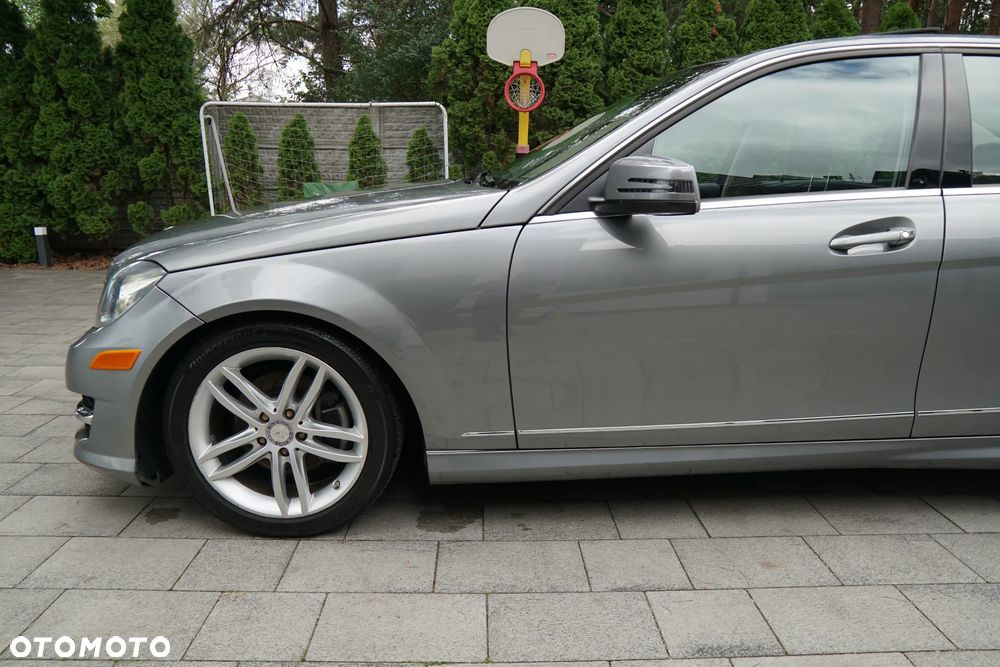 Mercedes-Benz Klasa C - 21