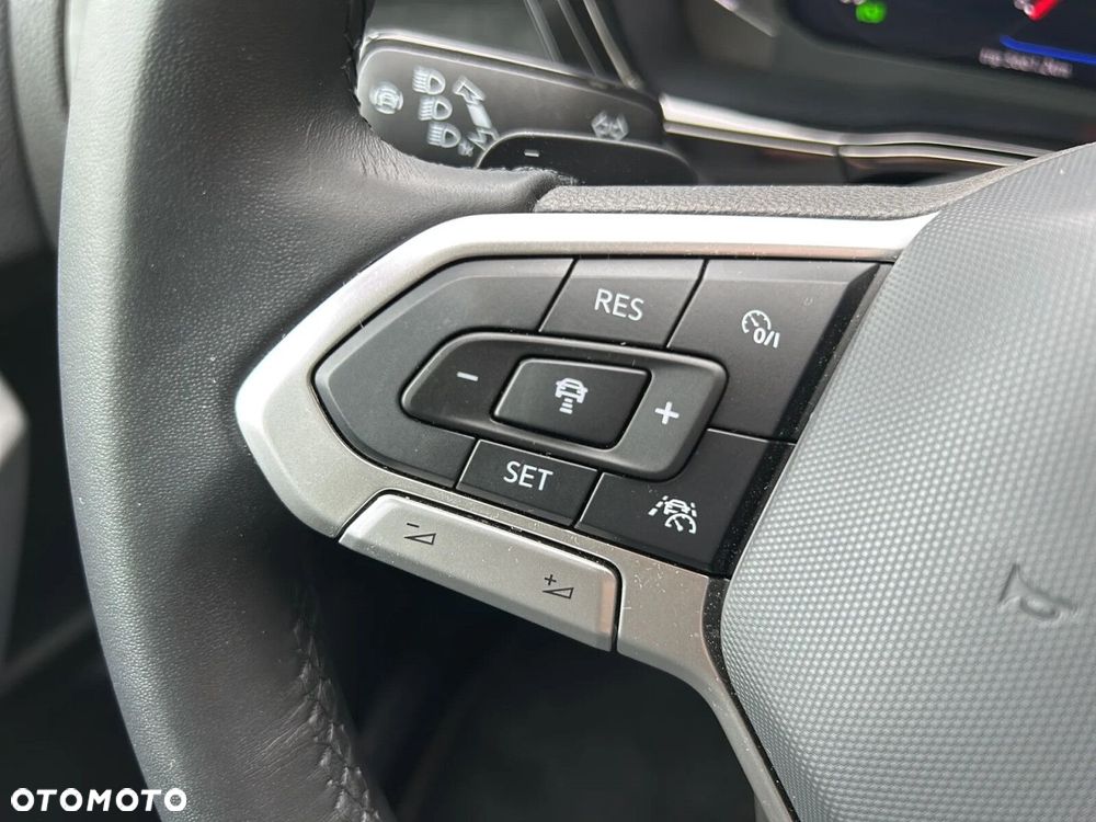 Volkswagen Touran 1.5 TSI EVO Highline DSG - 24