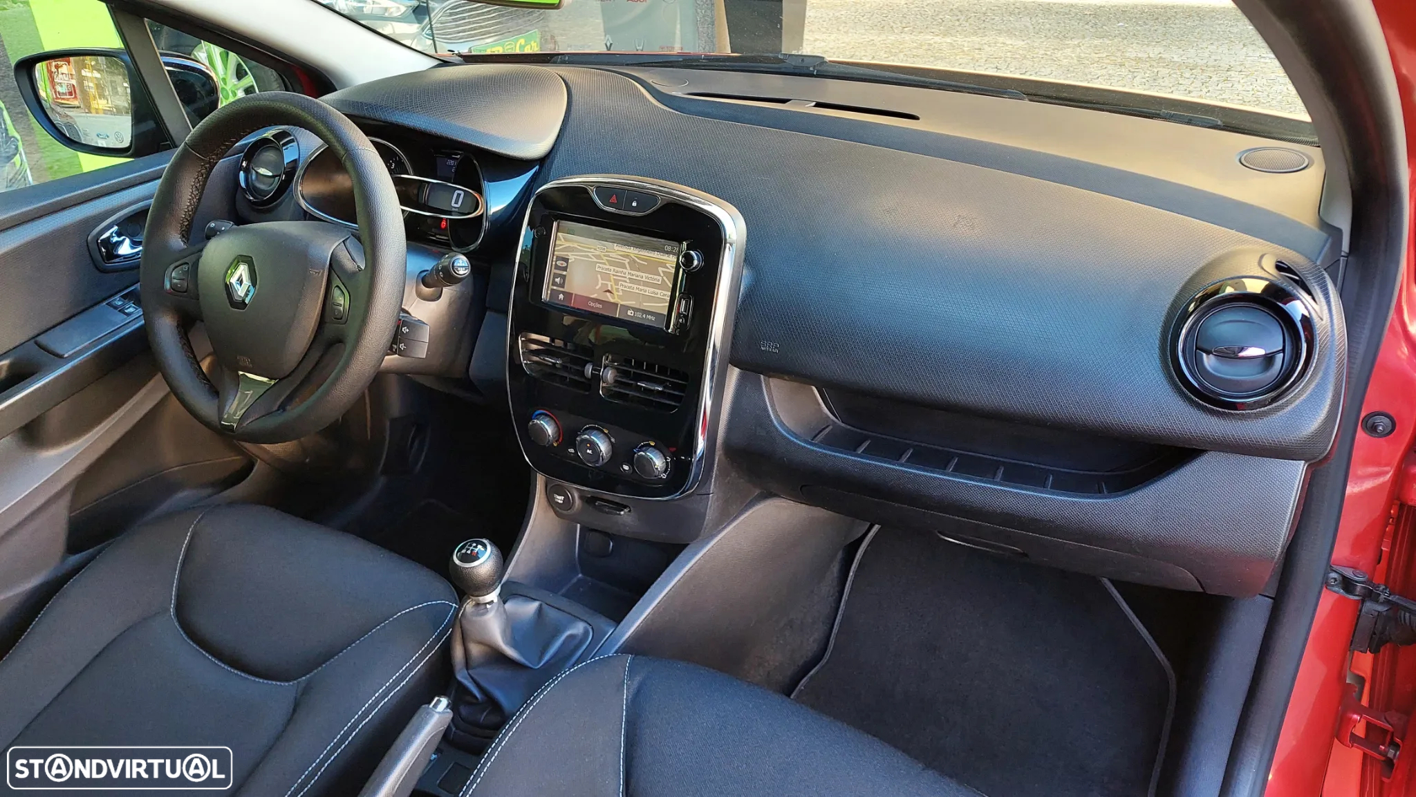 Renault Clio 1.5 dCi Dynamique S - 14