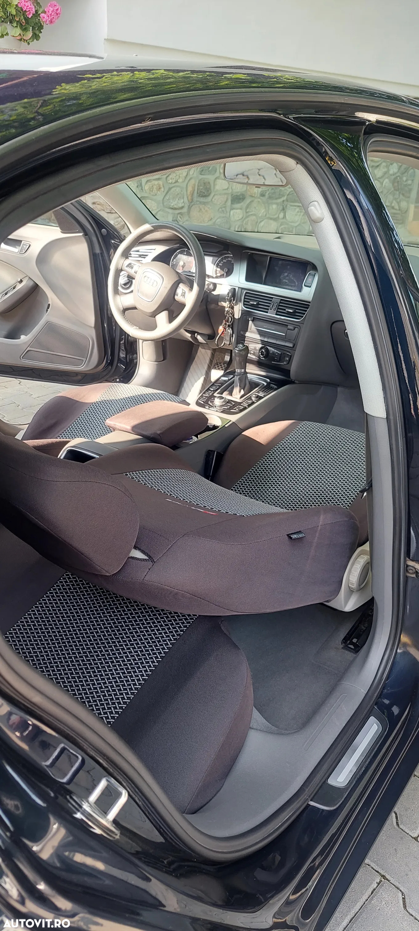 Audi A4 2.0 TDI Avant - 13
