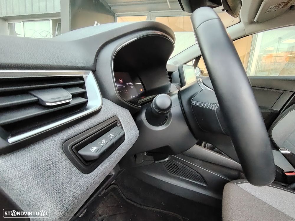 Renault Clio 1.0 TCe Evolution - 16