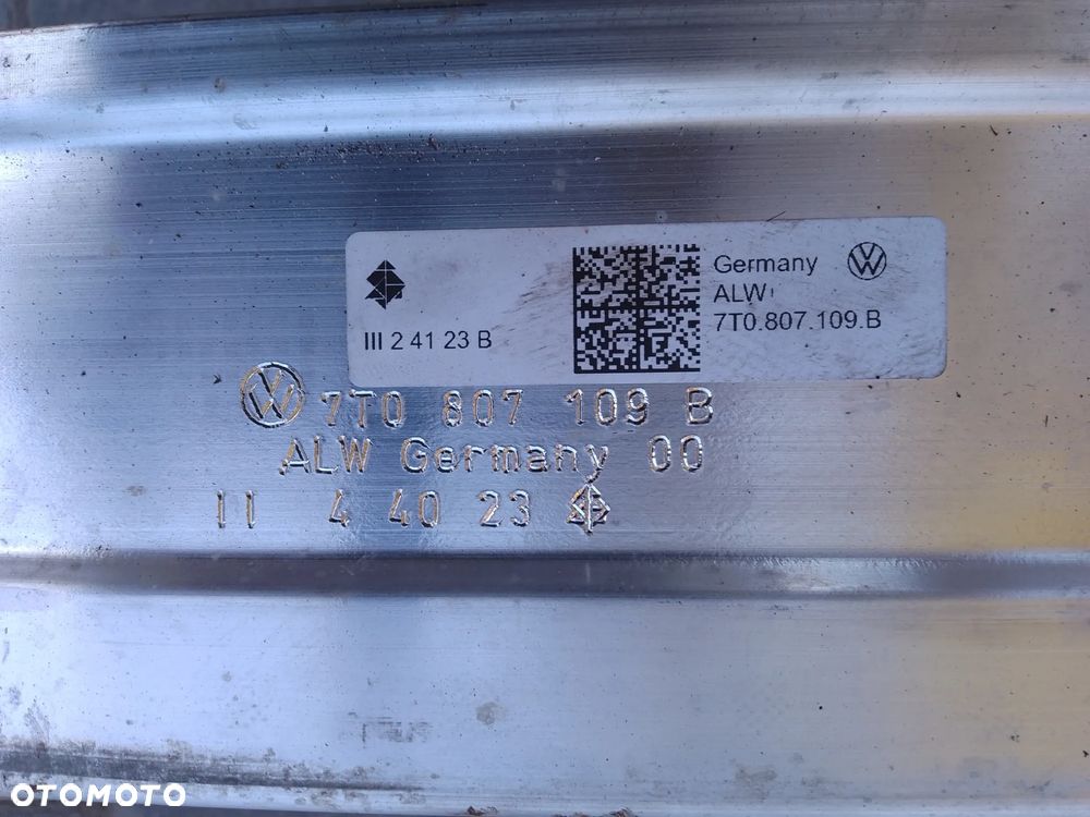 VW T6 TRANSPORTER MULTIVAN 7E0 BELKA POD ZDERZAK 7T0807109B - 5