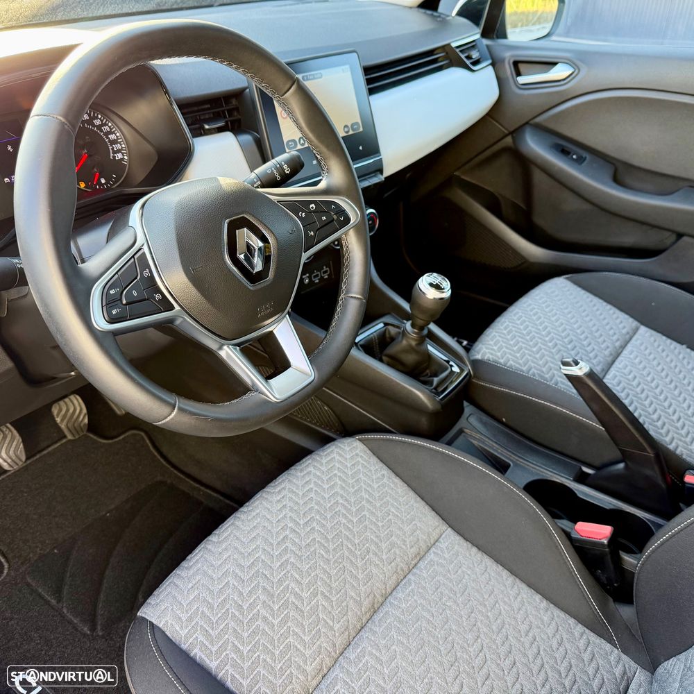 Renault Clio 1.0 TCe Evolution Bi-Fuel - 11