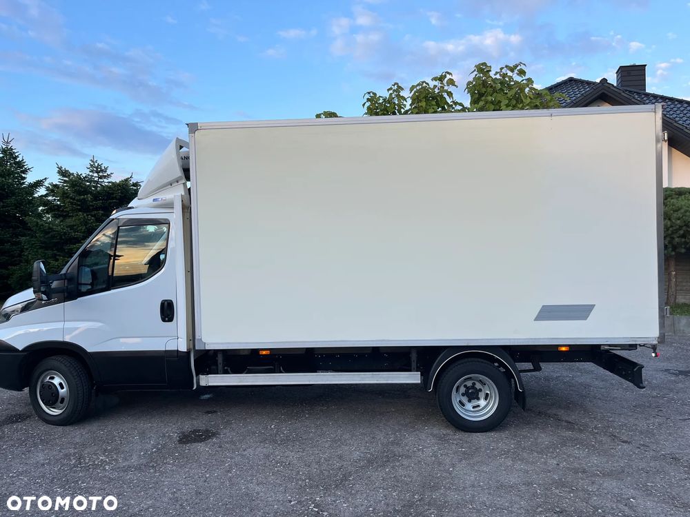 Iveco 50C15 - 18
