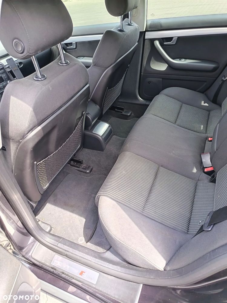 Audi A4 Limousine 2.0 TDI DPF - 10