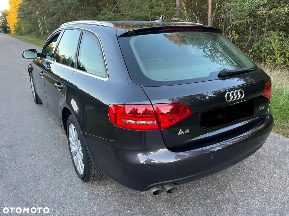 Audi A4 Avant 2.0 TDI DPF Ambition - 4
