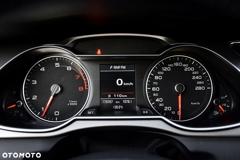 Audi A4 Limousine 1.8 TFSI quattro Attraction - 22