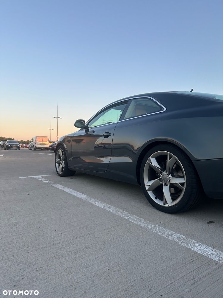 Audi A5 Coupé 3.2 FSI Quattro Tiptronic - 2