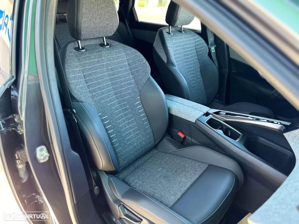 Peugeot 5008 1.2 Hybrid Allure e-DCS6 - 11