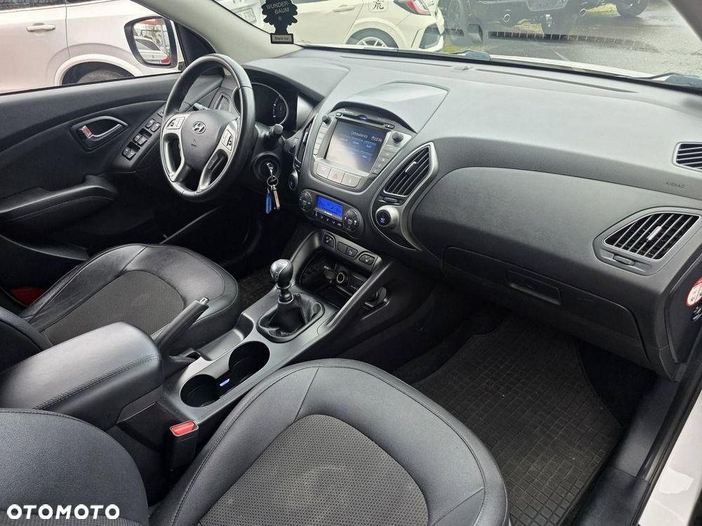 Hyundai ix35 2.0 CRDi Premium 2WD - 26