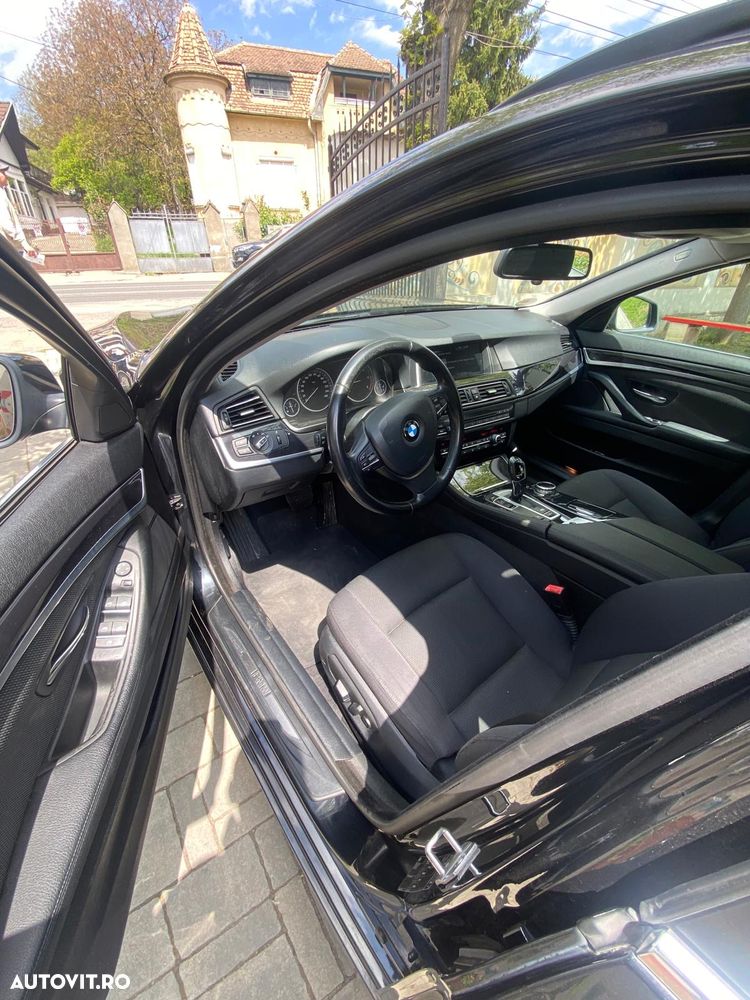 BMW Seria 5 520d Aut. Luxury Line - 3