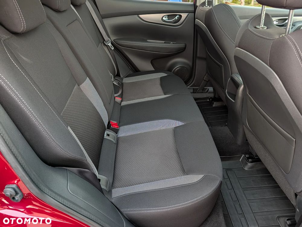 Nissan Qashqai 1.5 dCi N-CONNECTA - 19