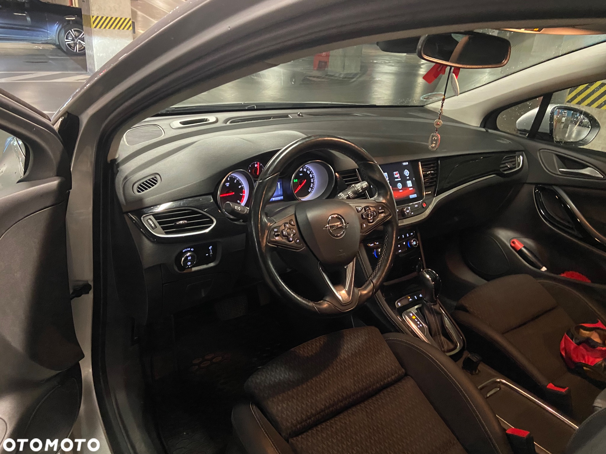 Opel Astra V 1.4 T Elite S&S - 9