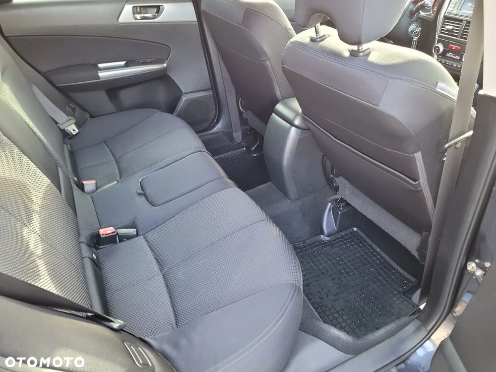 Subaru Forester 2.0D XE 000 Euro5 - 20