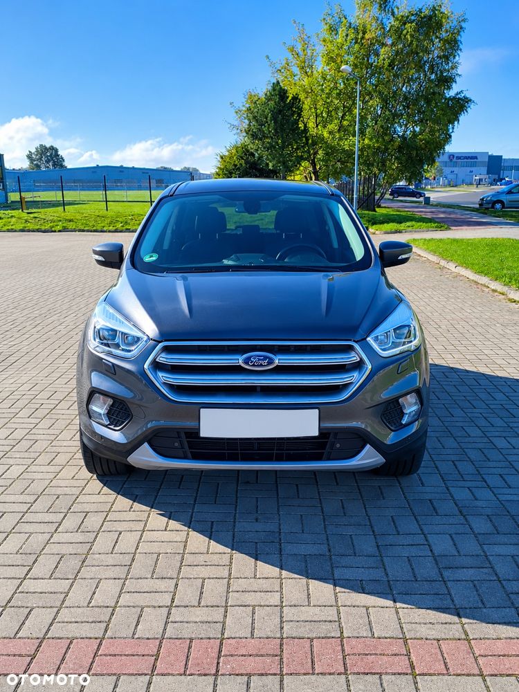 Ford Kuga - 1