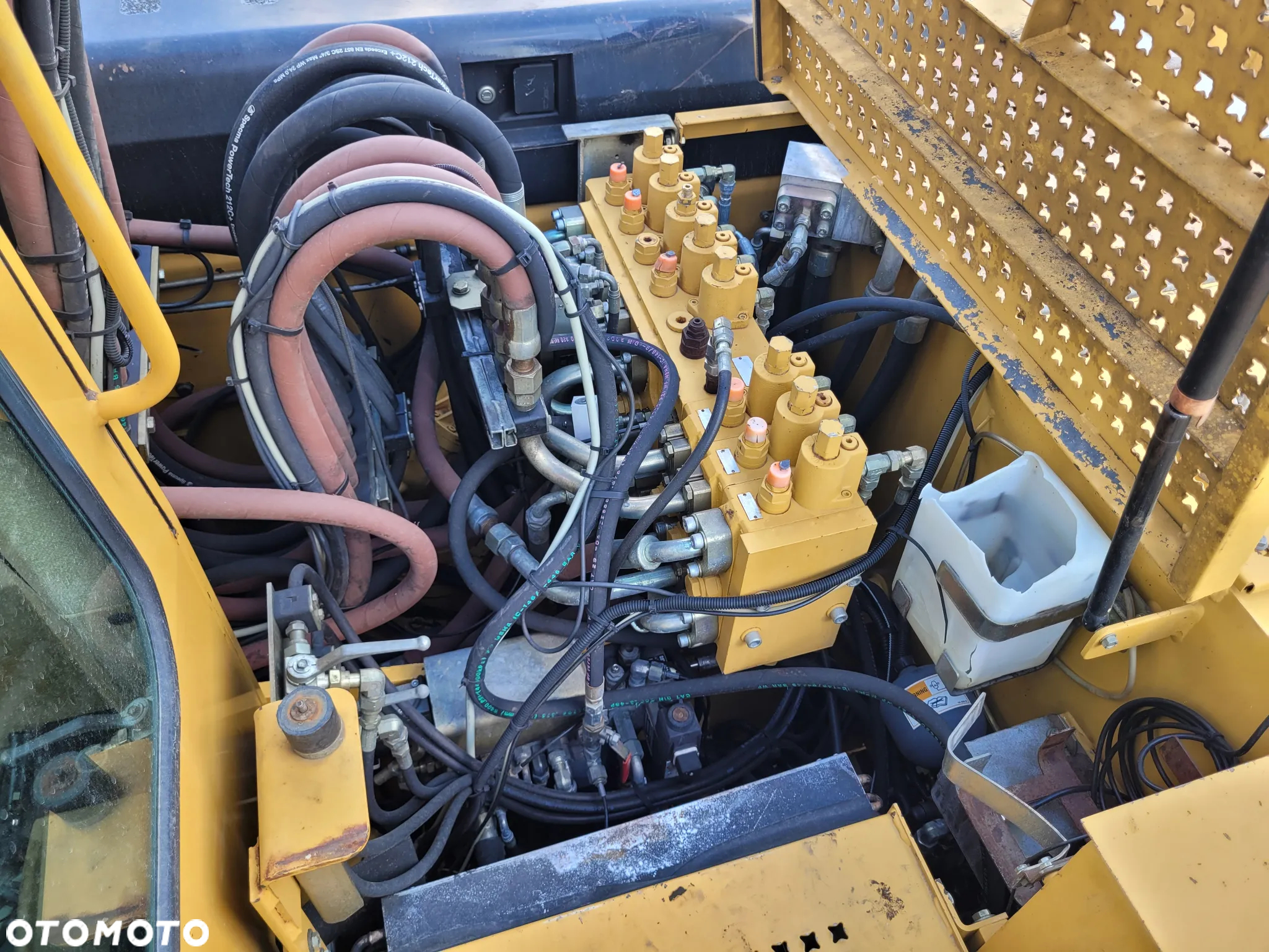 Caterpillar M 315 - 28