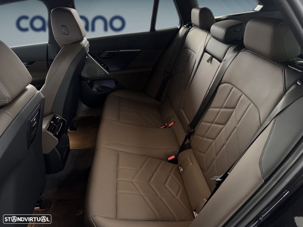 BMW 530 e Pack Desportivo M - 9