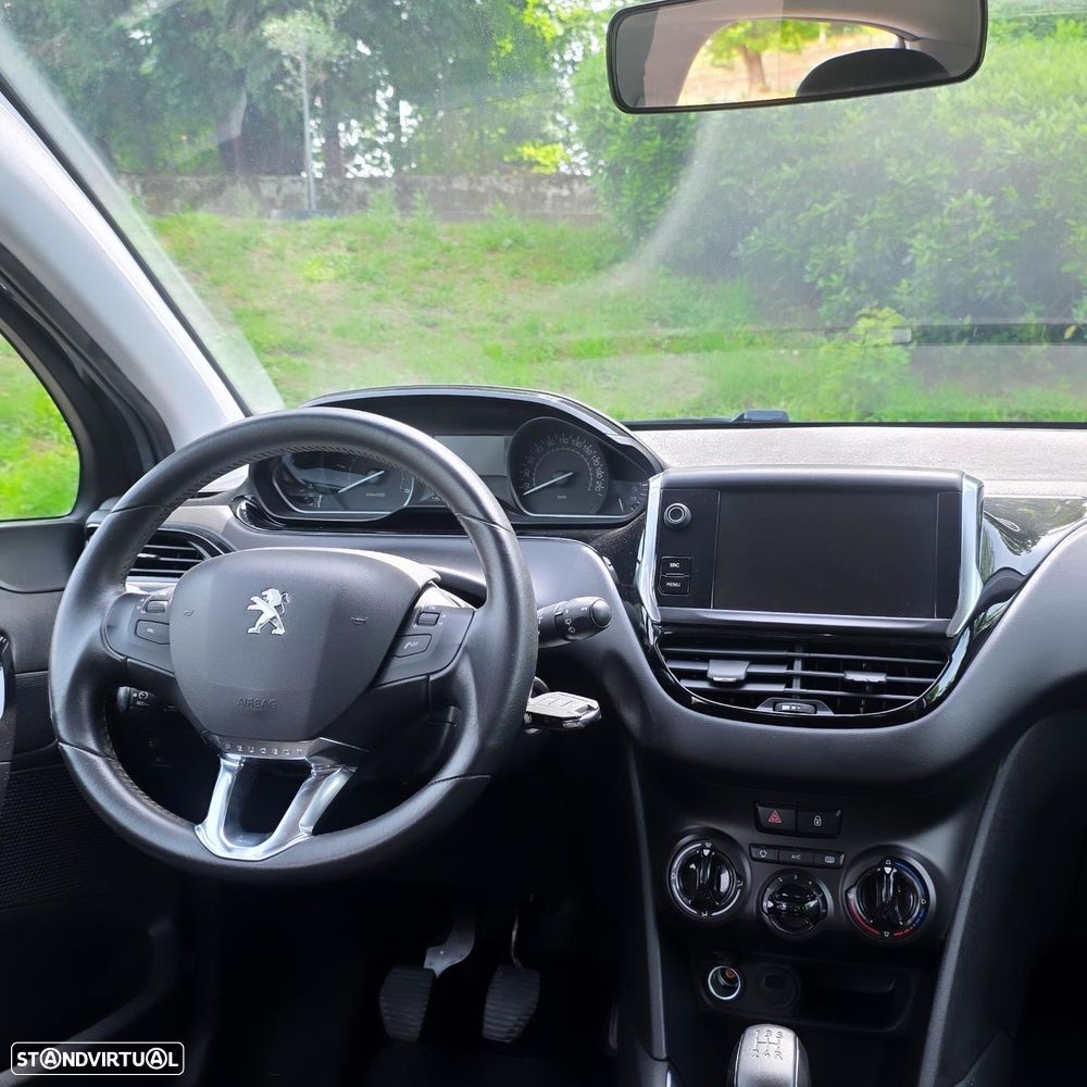 Peugeot 208 68 VTI Active - 4