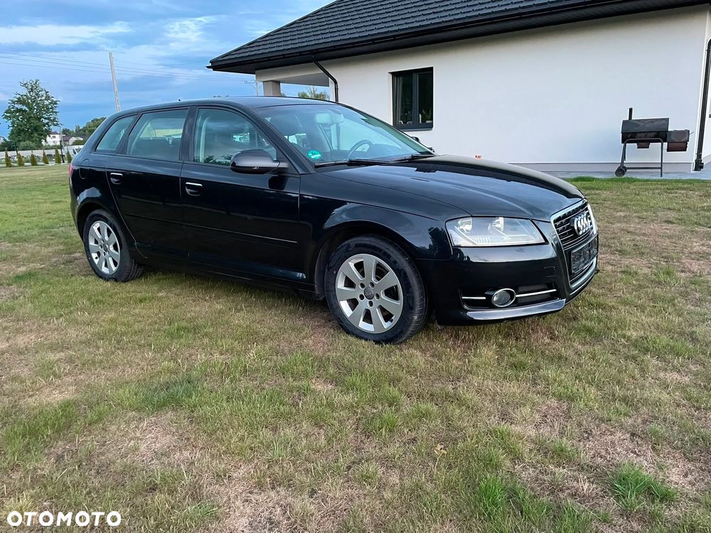 Audi A3 Sportback 2.0 TDI DPF Ambiente - 13