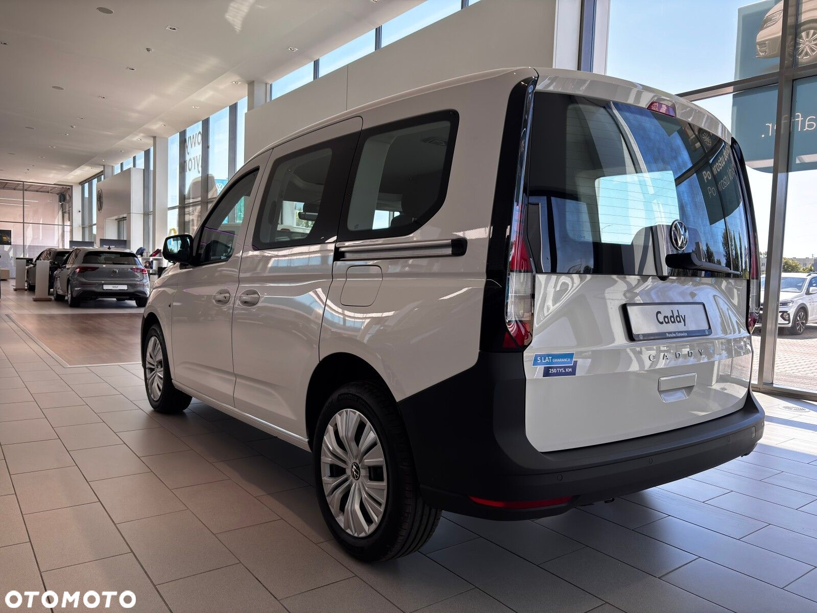 Volkswagen Caddy 2.0 TDI 102 KM 6-bm 5m - 6