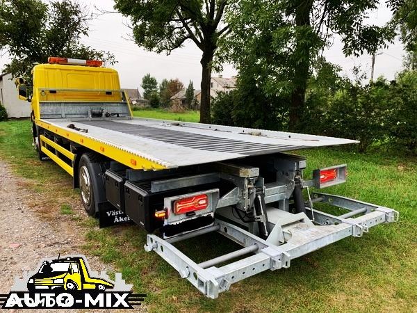 Mercedes-Benz platforma hydrauliczna zabudowa laweta - 7