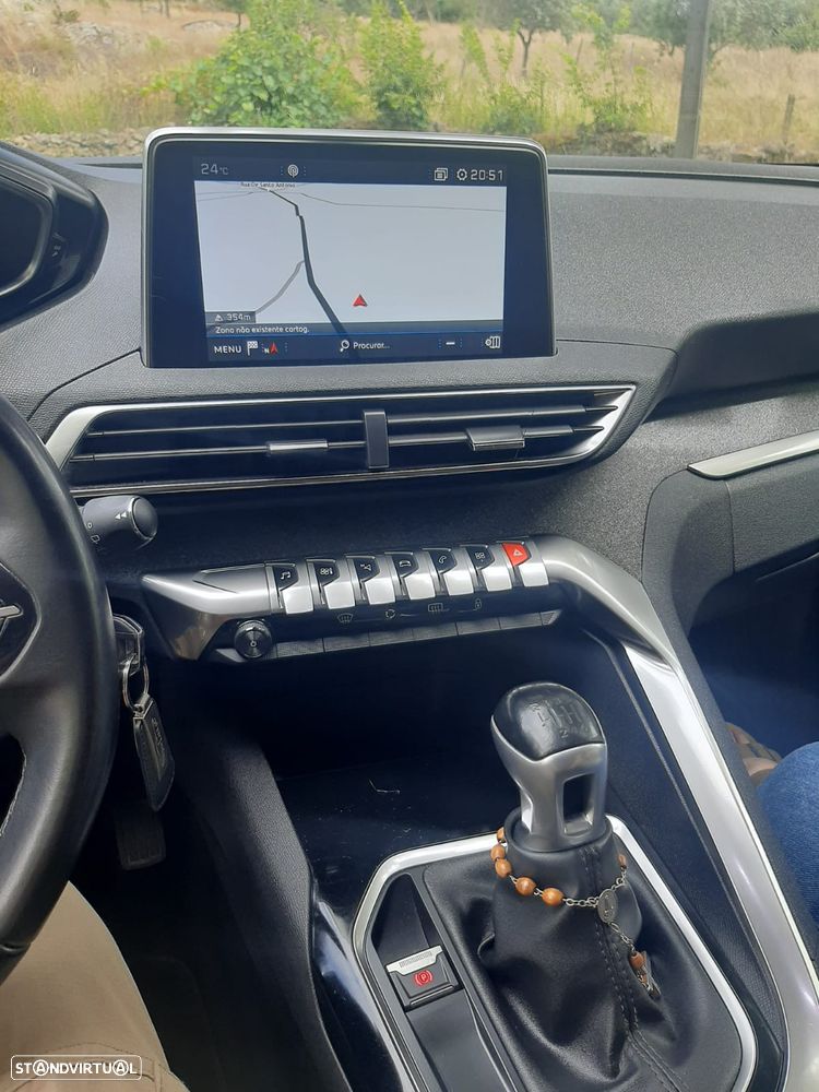 Peugeot 5008 1.5 BlueHDi Allure - 11