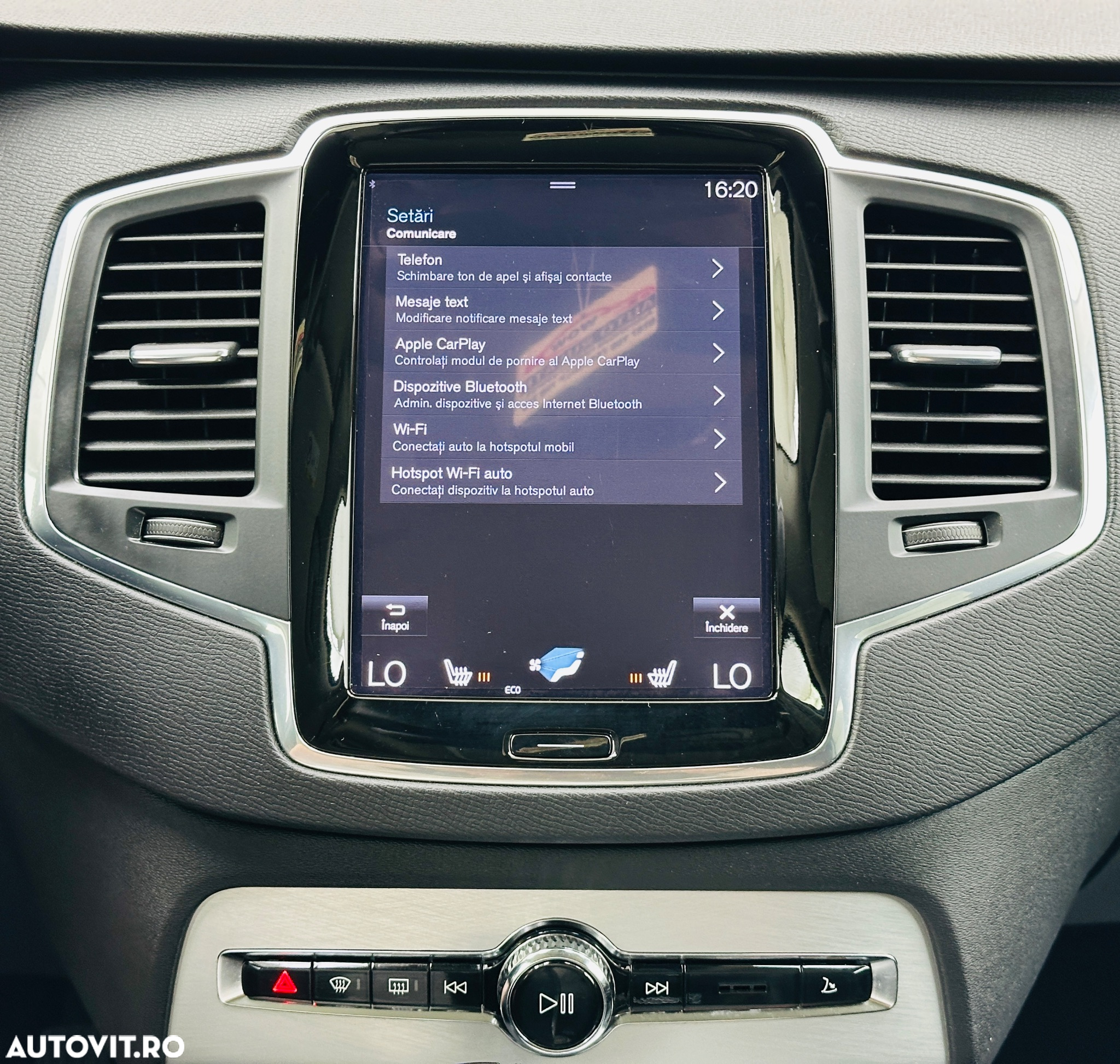 Volvo XC 90 D5 AWD Geartronic Momentum - 36