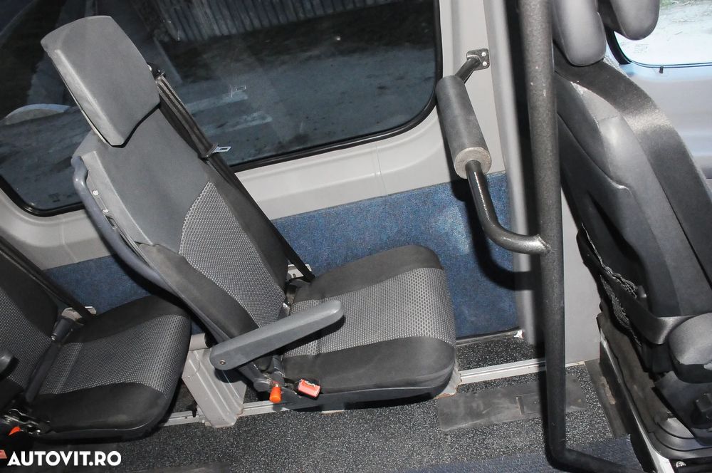 Mercedes-Benz Sprinter - 19