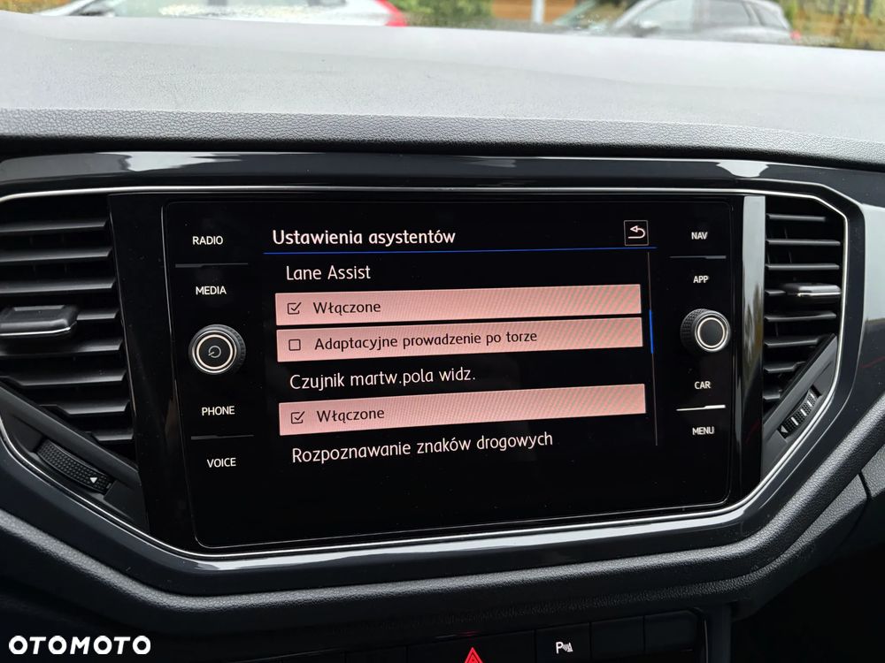 Volkswagen T-Roc 2.0 TSI OPF 4MOTION DSG Sport - 28