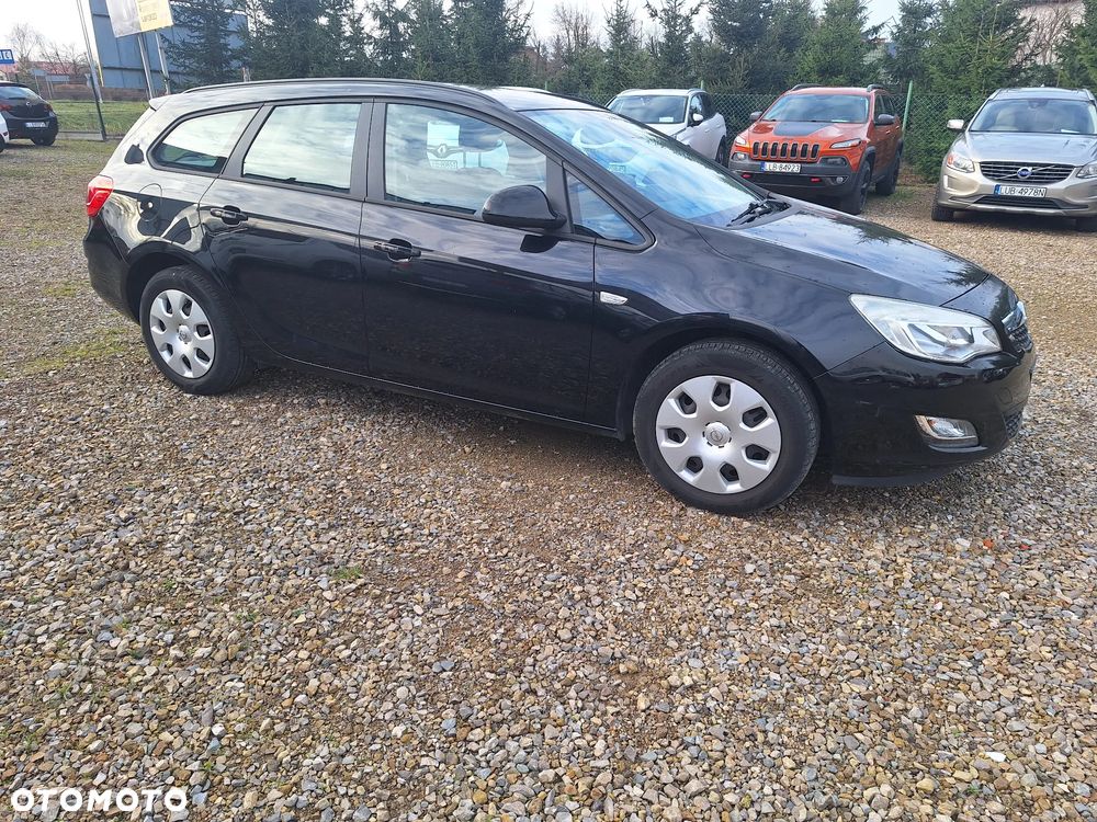 Opel Astra 1.4 ecoFLEX - 7