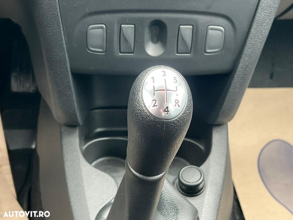 Dacia Logan 0.9 TCe Laureate - 15