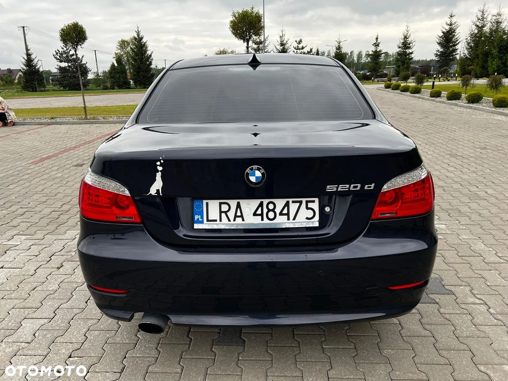BMW Seria 5 520d Edition Exclusive - 6