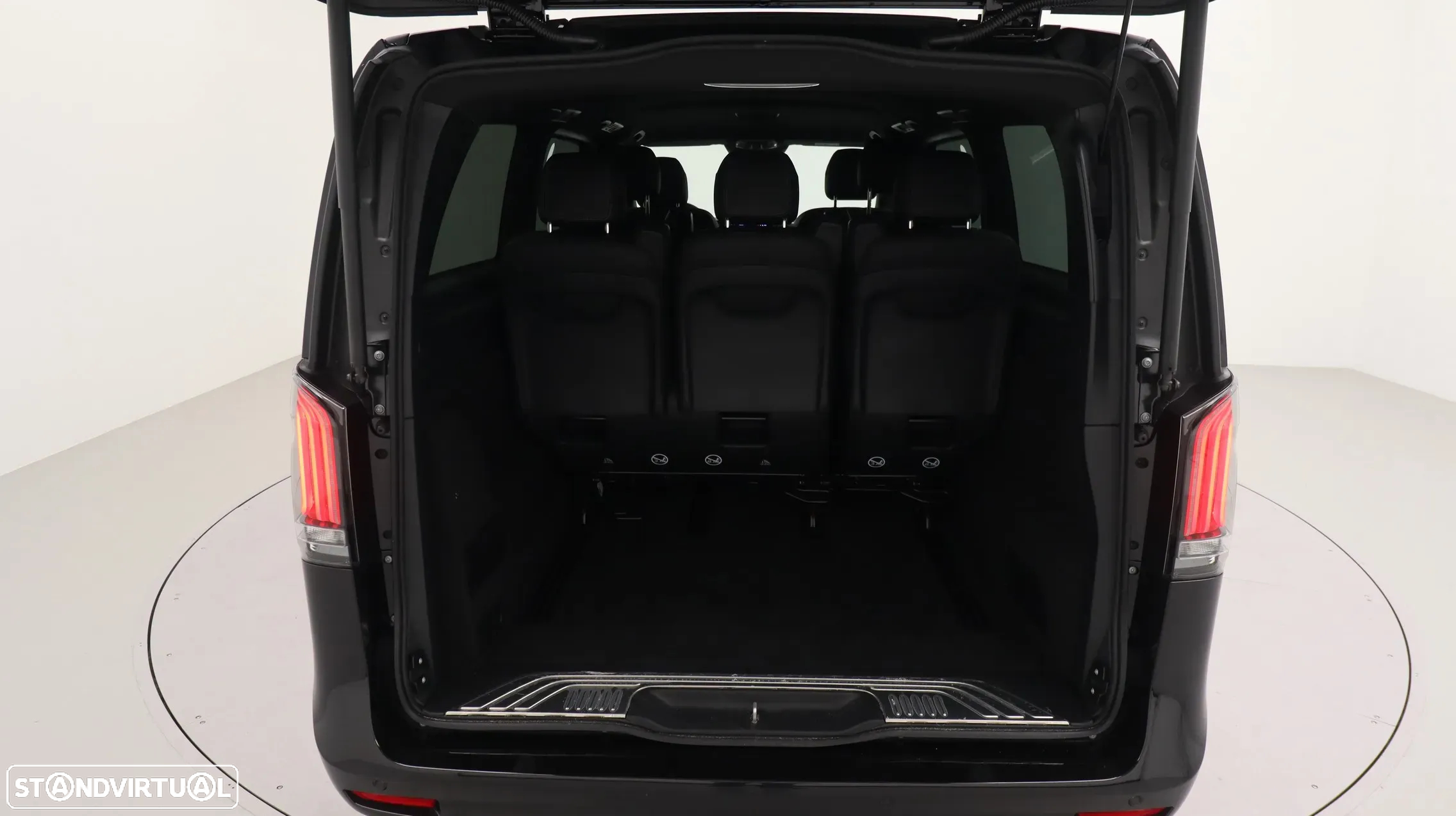Mercedes-Benz V 250 d Longo Avantgarde - 39