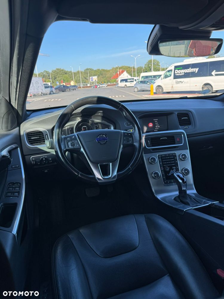 Volvo V60 D4 Geartronic - 18