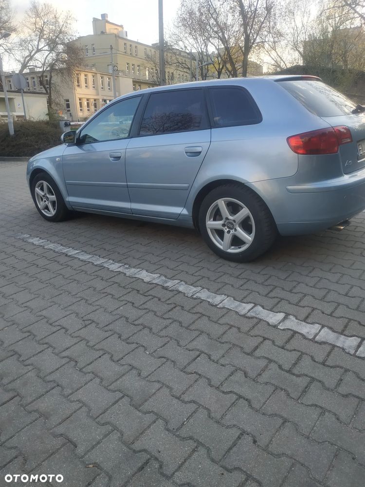 Audi A3 Sportback 1.9 TDI Attraction - 3