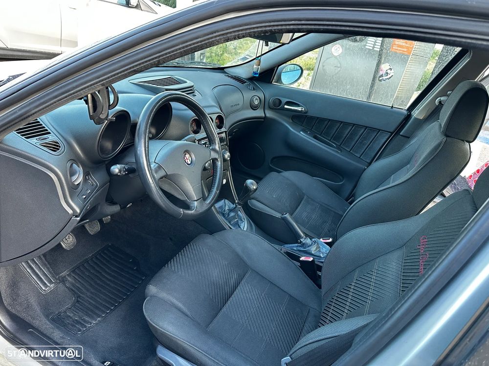 Alfa Romeo 156 1.6 TS - 12