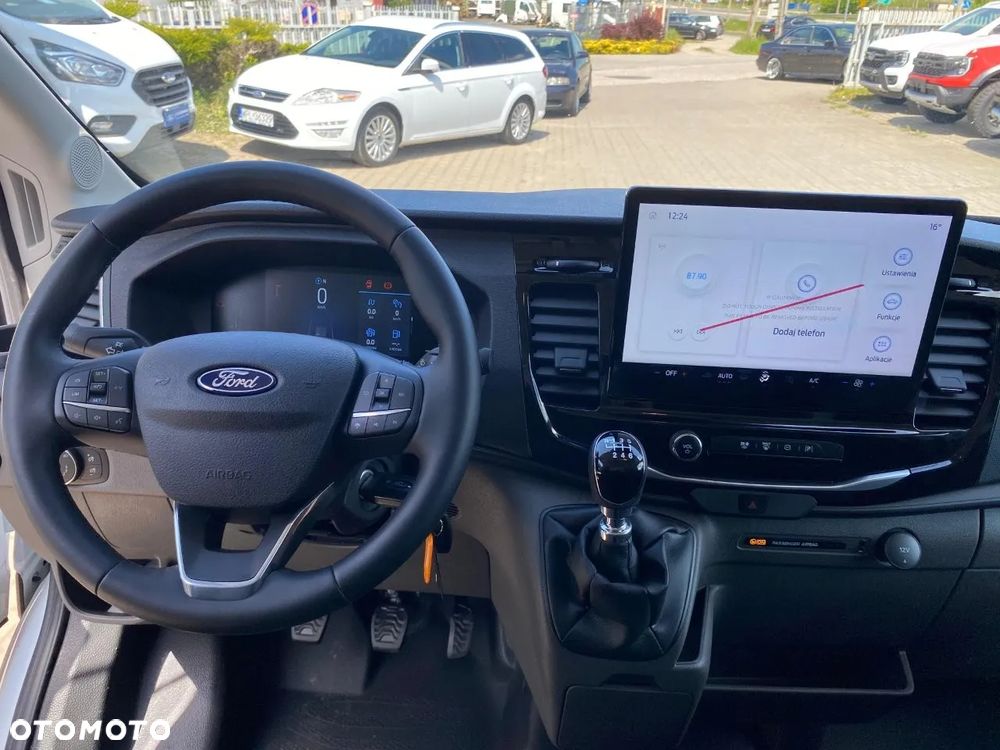 Ford Transit - 10