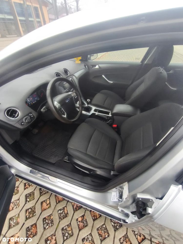 Ford Mondeo 2.0 TDCi Titanium - 5