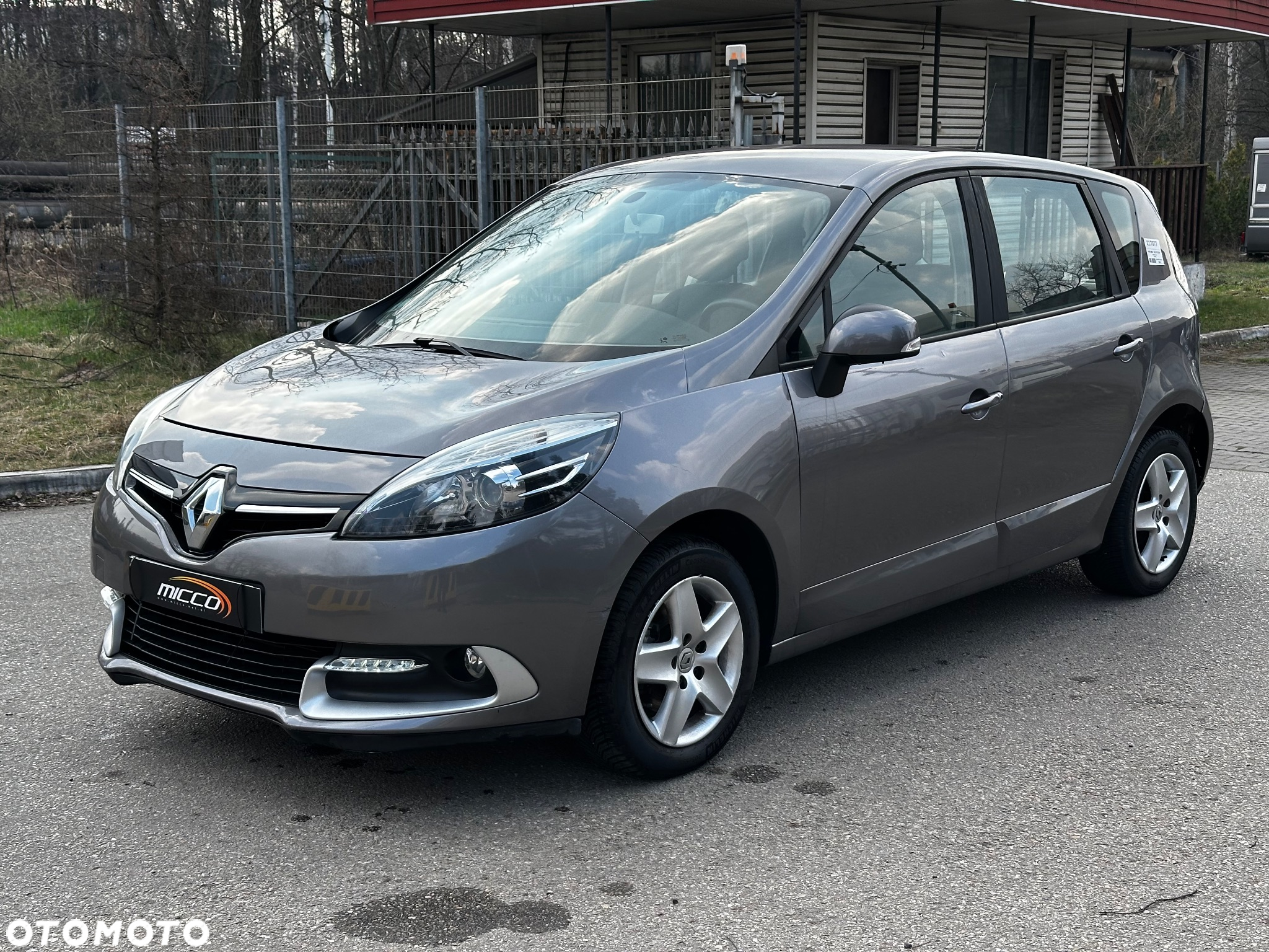 Renault Scenic - 2