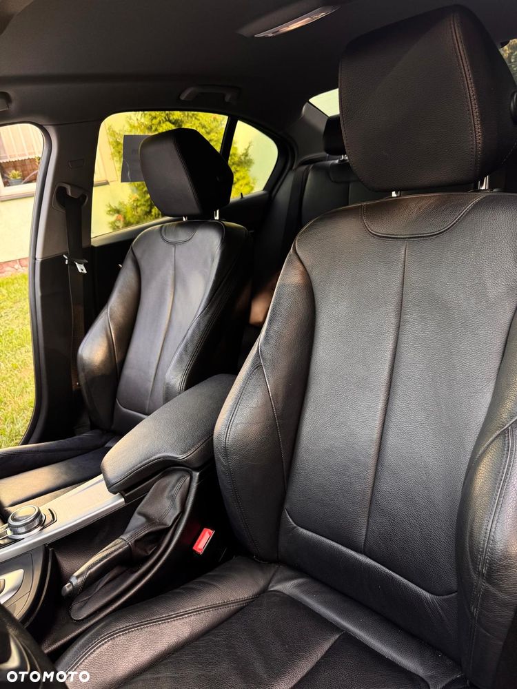 BMW Seria 3 320i Advantage - 7