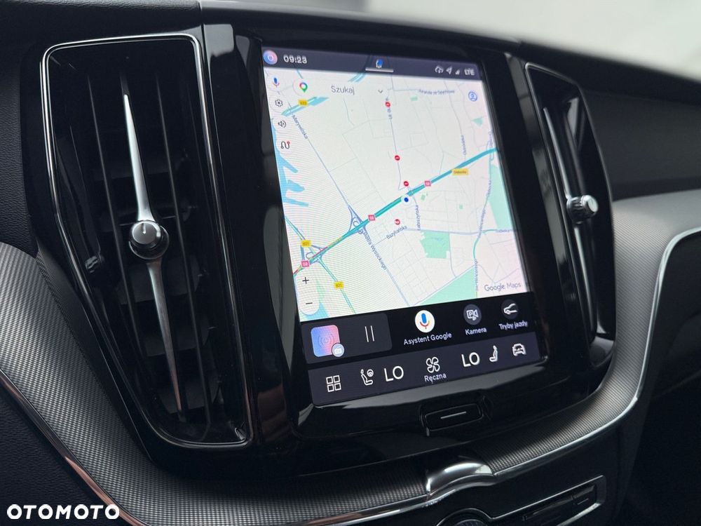 Volvo XC 60 - 21