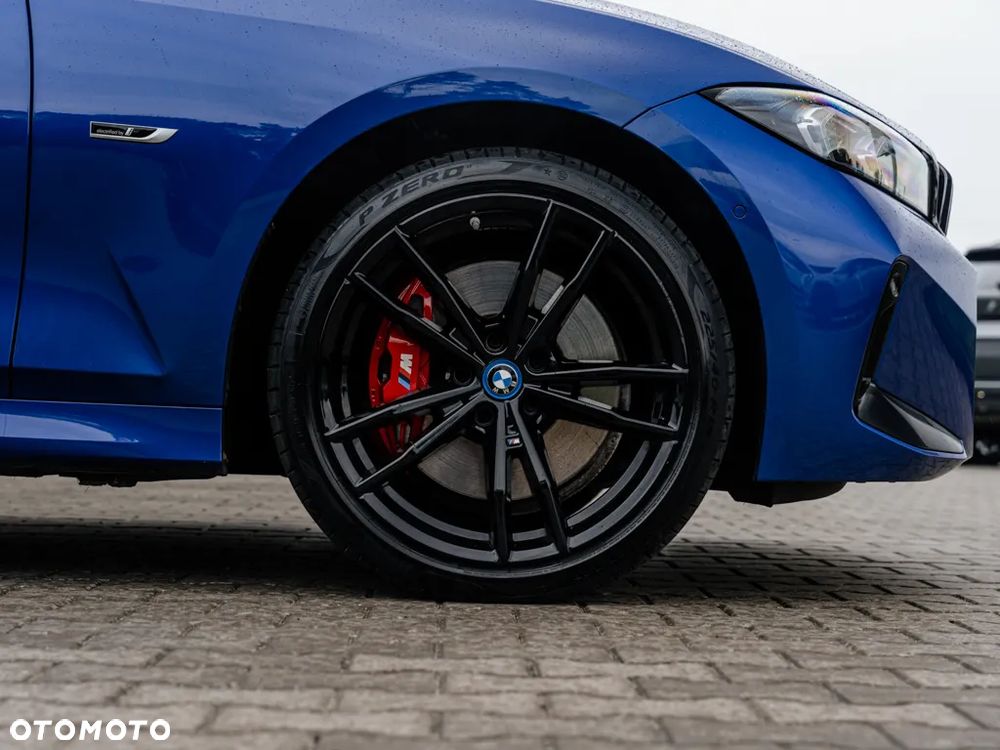 BMW Seria 3 330e xDrive - 4