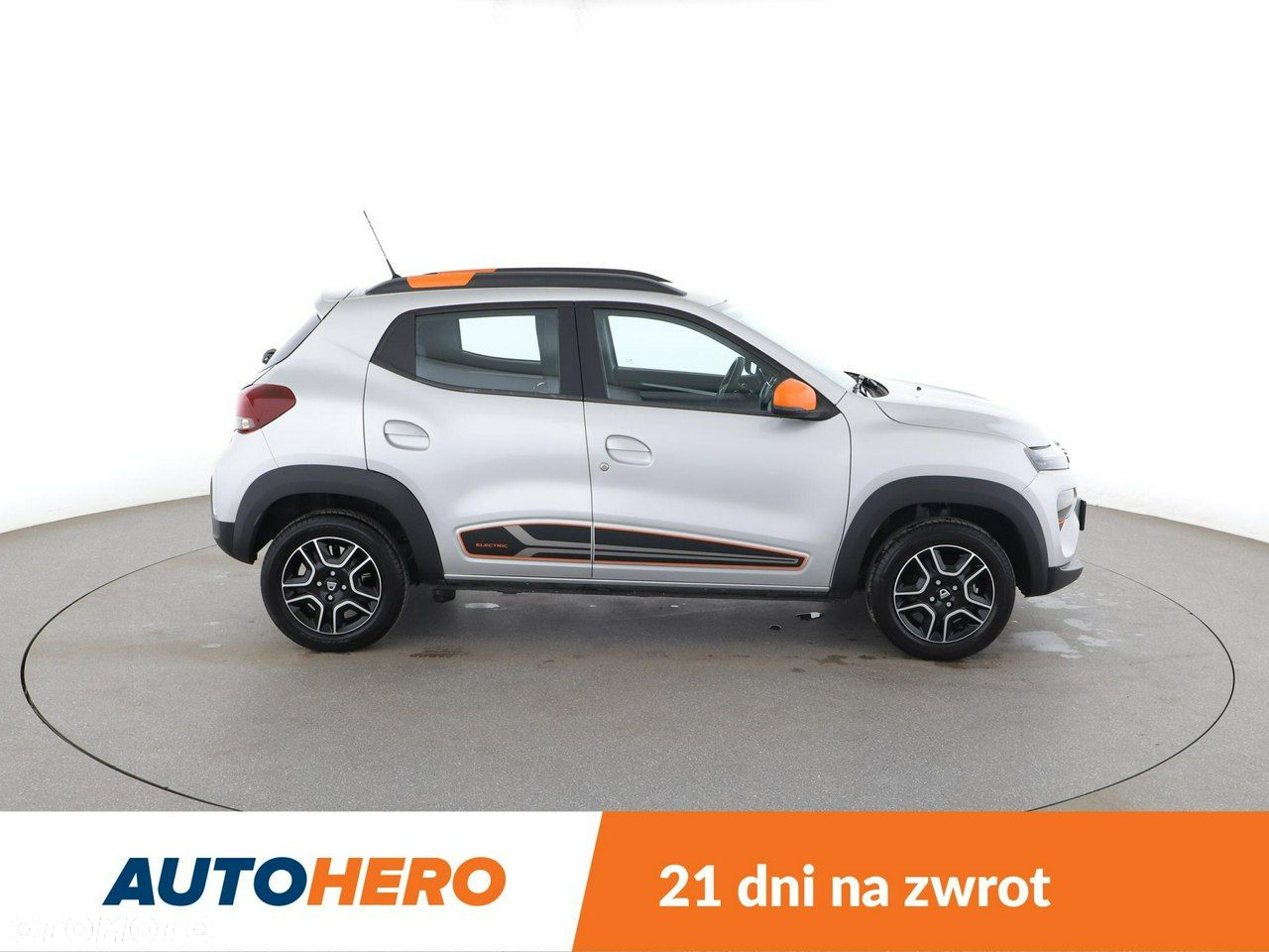 Dacia Spring 27.4kWh Comfort Plus - 9