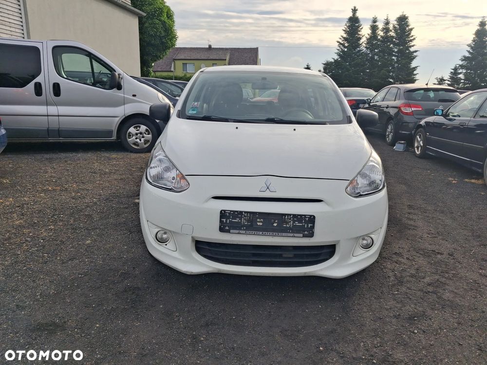 Mitsubishi Space Star - 6